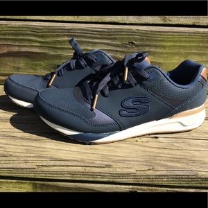 Skecher's "Smooth Moves" Sz 9.5 NWOB